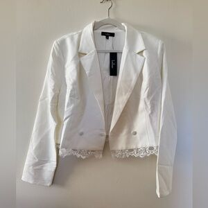 Lulu’s White Lace Trim Women's Cropped Blazer | XL